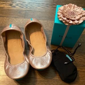 Rose gold Tieks